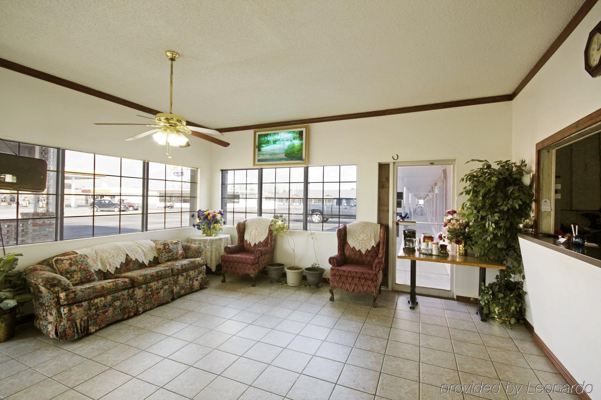 Executive Inn Muldrow Интерьер фото