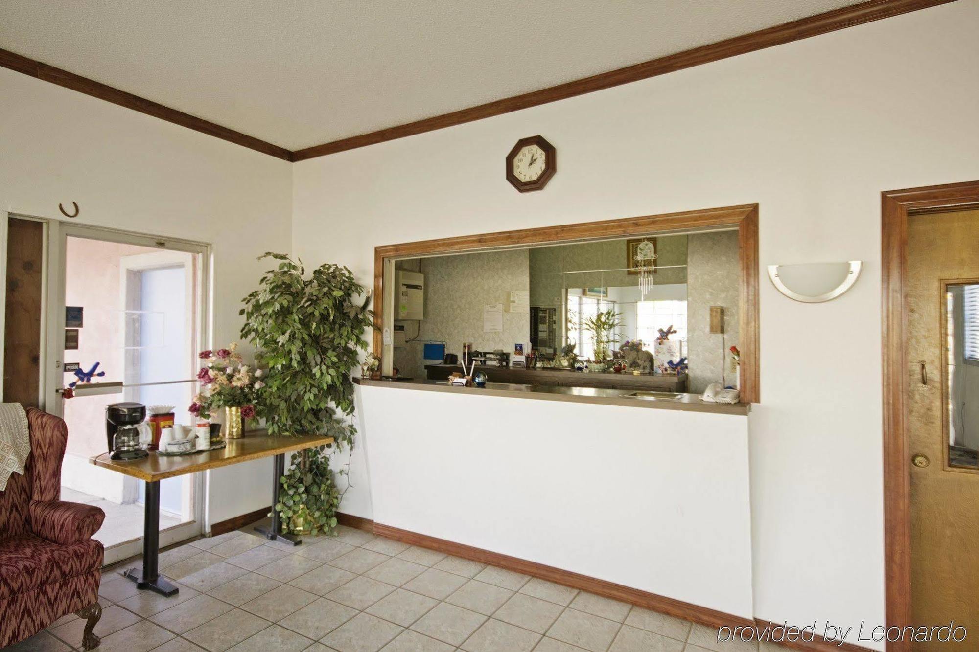 Executive Inn Muldrow Интерьер фото